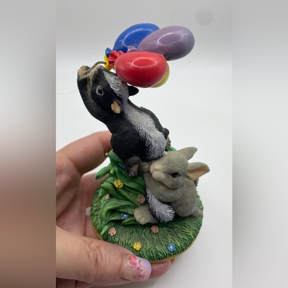 Charming Tails Hang On! Special Edition Skunk/Rabbit Figurine Fitz & Floyd - Picture 3 of 6